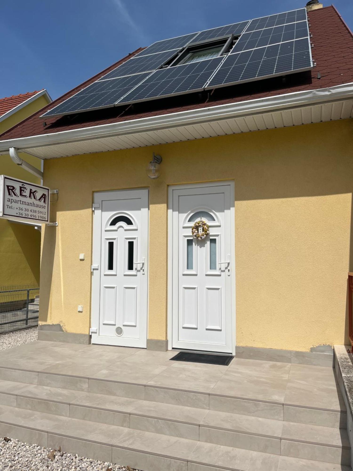 Réka Apartmanház Bük Exterior foto